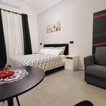 Giglio Rosso Bed & Breakfast Bari Exterior foto